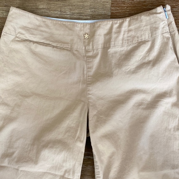 Tommy Hilfiger khaki capris - Picture 4 of 7